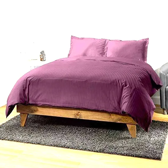 Pillow Cover Framed Glace Cotton 300 TC - Striped - Plum Pillow Cover Framed Glace Cotton 300 TC - Striped - Plum