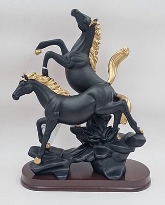 2 Horse
