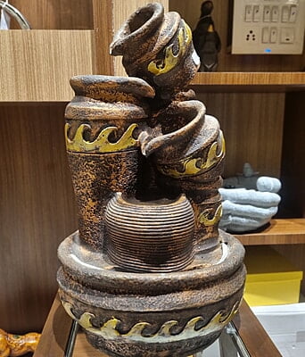 3 Matka Fountain