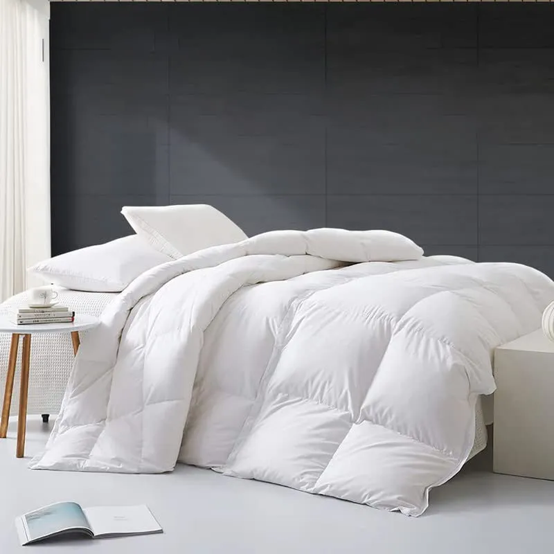 Sofrito 5 Star Hotel Quality Duvet / Comforter / Quilt - Cloud Microfiber Soft & Premium Sofrito 5 Star Hotel Quality Duvet / Comforter / Quilt - Cloud Microfiber Soft & Premium