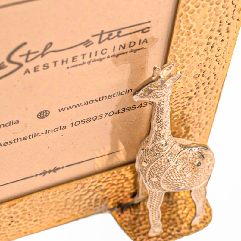 Jigsaw Giraffe Silver Photo Frame designed with Filigree Work Jigsaw Giraffe Silver Photo Frame designed with Filigree Work