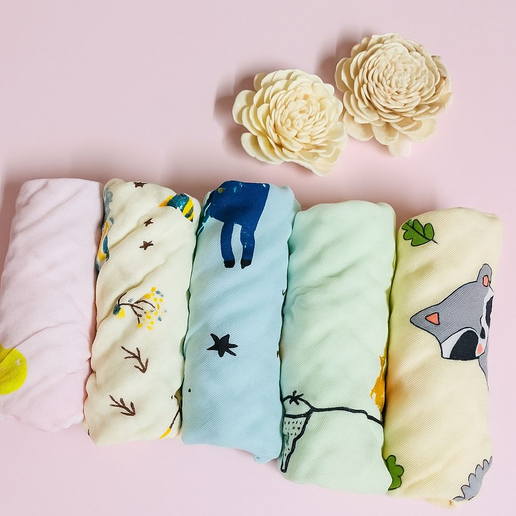 6 Layer Muslin Wash cloth / Face towel - Colour Printed - Pack of 5 (Assorted) 6 Layer Muslin Wash cloth / Face towel - Colour Printed - Pack of 5 (Assorted)