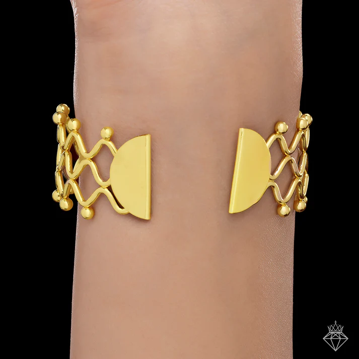 PRAO Anti-Tarnish Golden Bangle Bracelet PRAO Anti-Tarnish Golden Bangle Bracelet