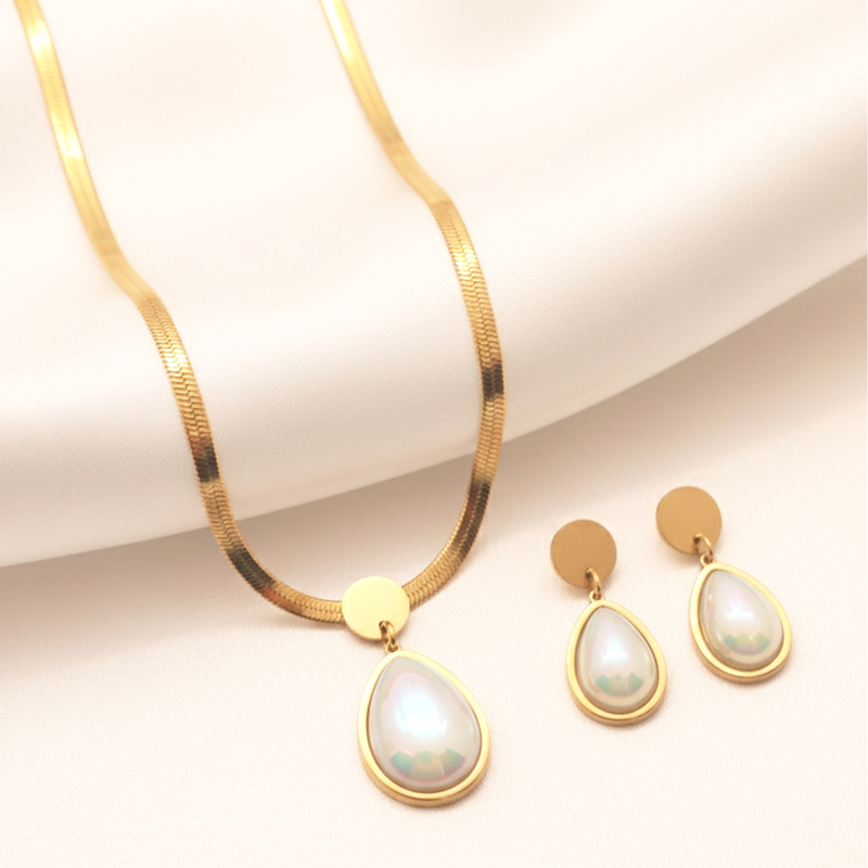 KAYYA21 Elegant Gold-Plated Jewelry Set for Women – Stainless Steel Gold Finish