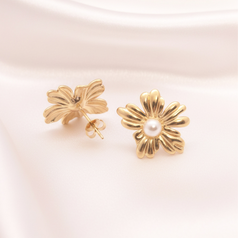 KAYYA21 Floral Stud Earrings in gold-plated stainless steel