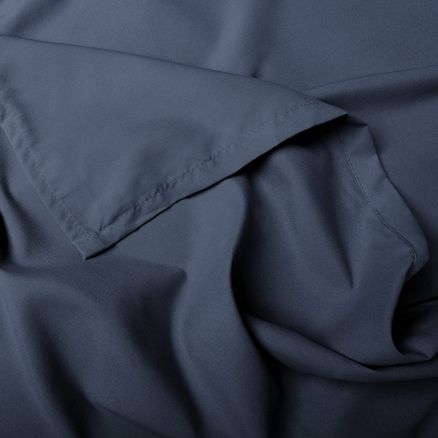 Sofrito Bedsheet Glace Cotton 300 TC - Plain - Navy Blue Sofrito Bedsheet Glace Cotton 300 TC - Plain - Navy Blue