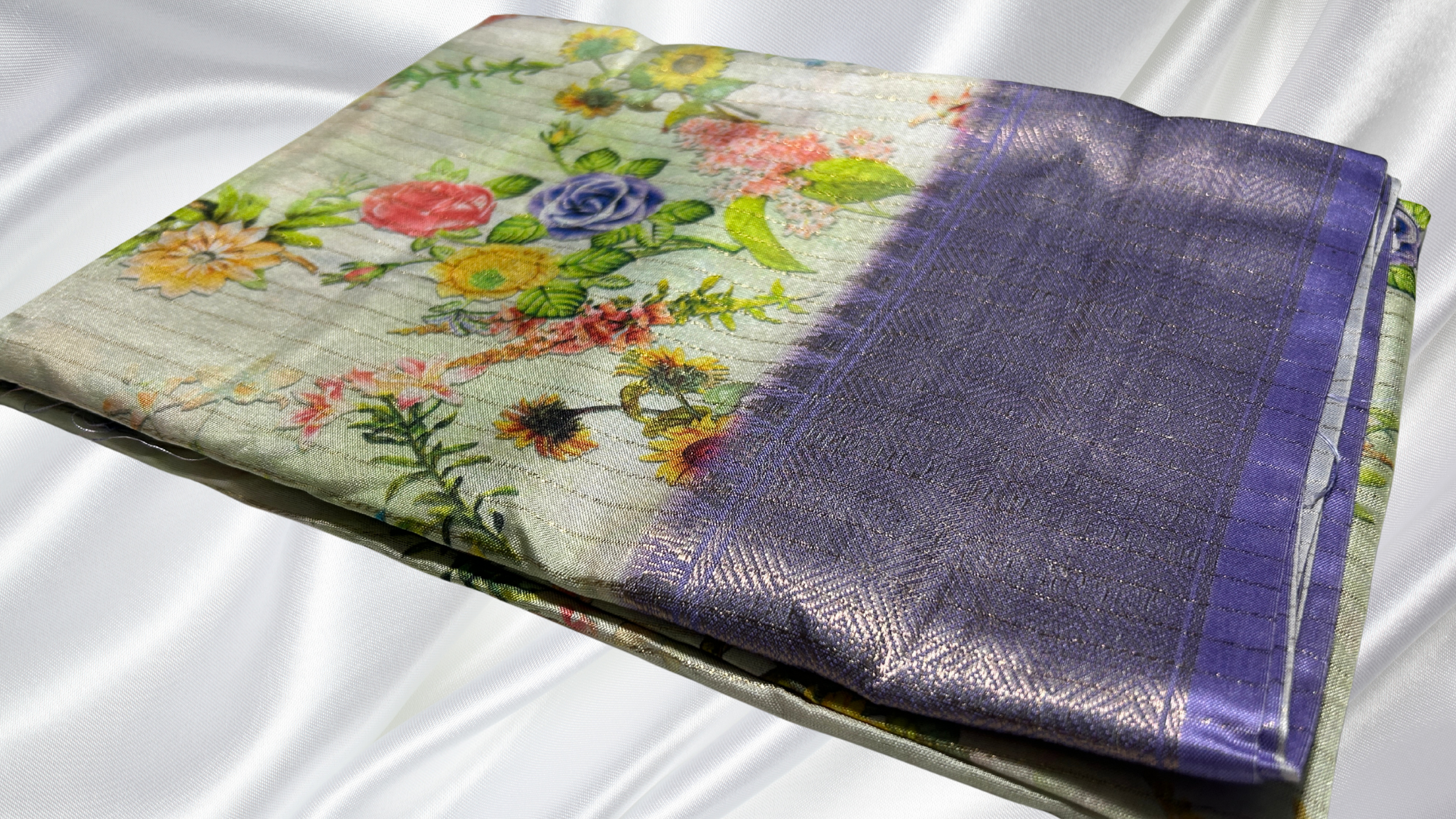 Dola Rico Jari Floral Saree - Lavendar Border