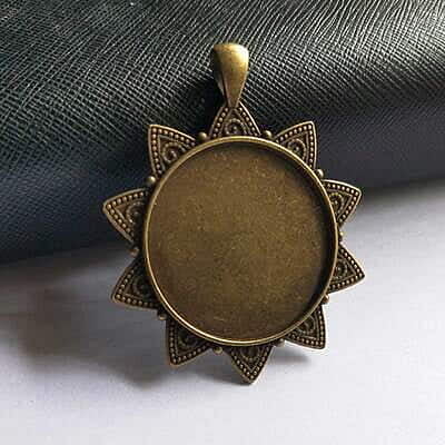 Pendant Antique Bronze Modal 163