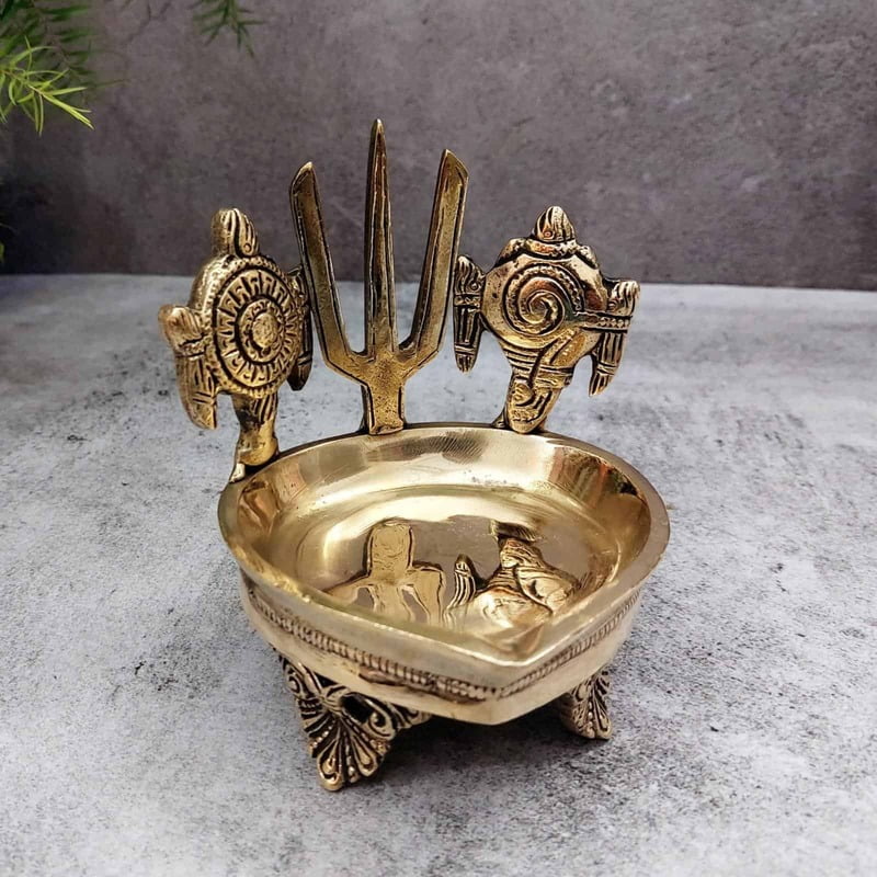Brass Shank Chakra Namah Diya - 4.8 inch Height | Auspicious Brass Diya with Shank and Chakra Design Brass Shank Chakra Namah Diya - 4.8 inch Height | Auspicious Brass Diya with Shank and Chakra Design