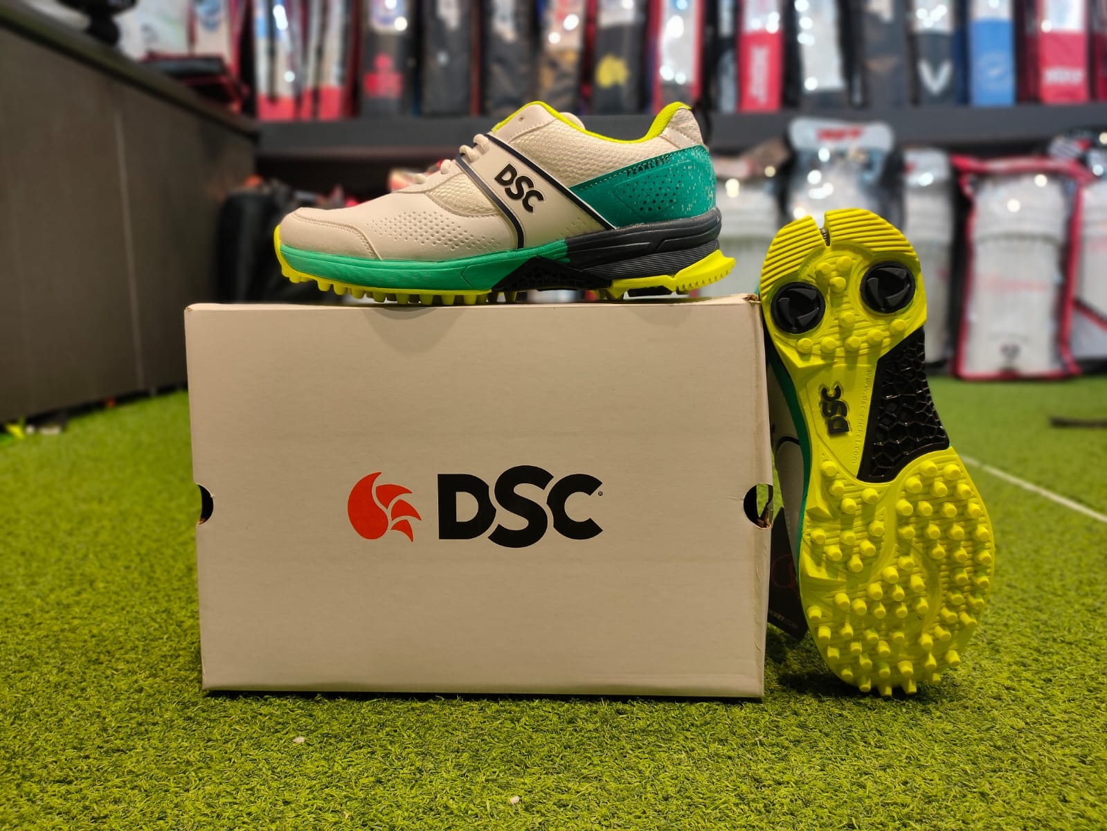 CRICKET SHOE DSC JAFFA NEO