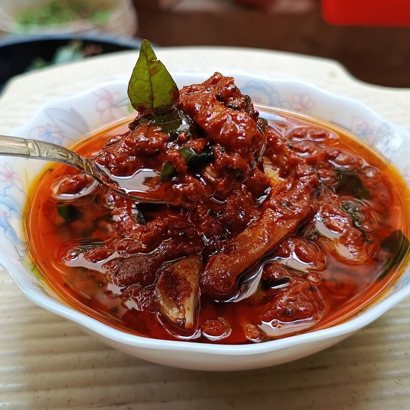 500gms Magaya (Mango Slice) Pickle made with Organic chilli and cold pressed Ground Nut Oil