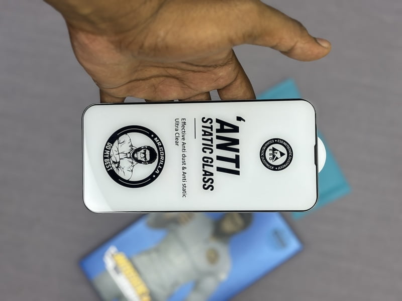 gorilla clear iphone temper glass