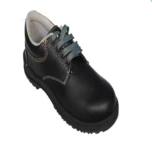 SAFETY SHOES MAGNUM