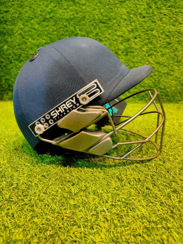CRICKET HELMET SHREY PRO GUARD TITANIUM VISOR