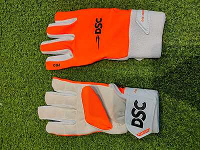CRICKET INNER GLOVES DSC