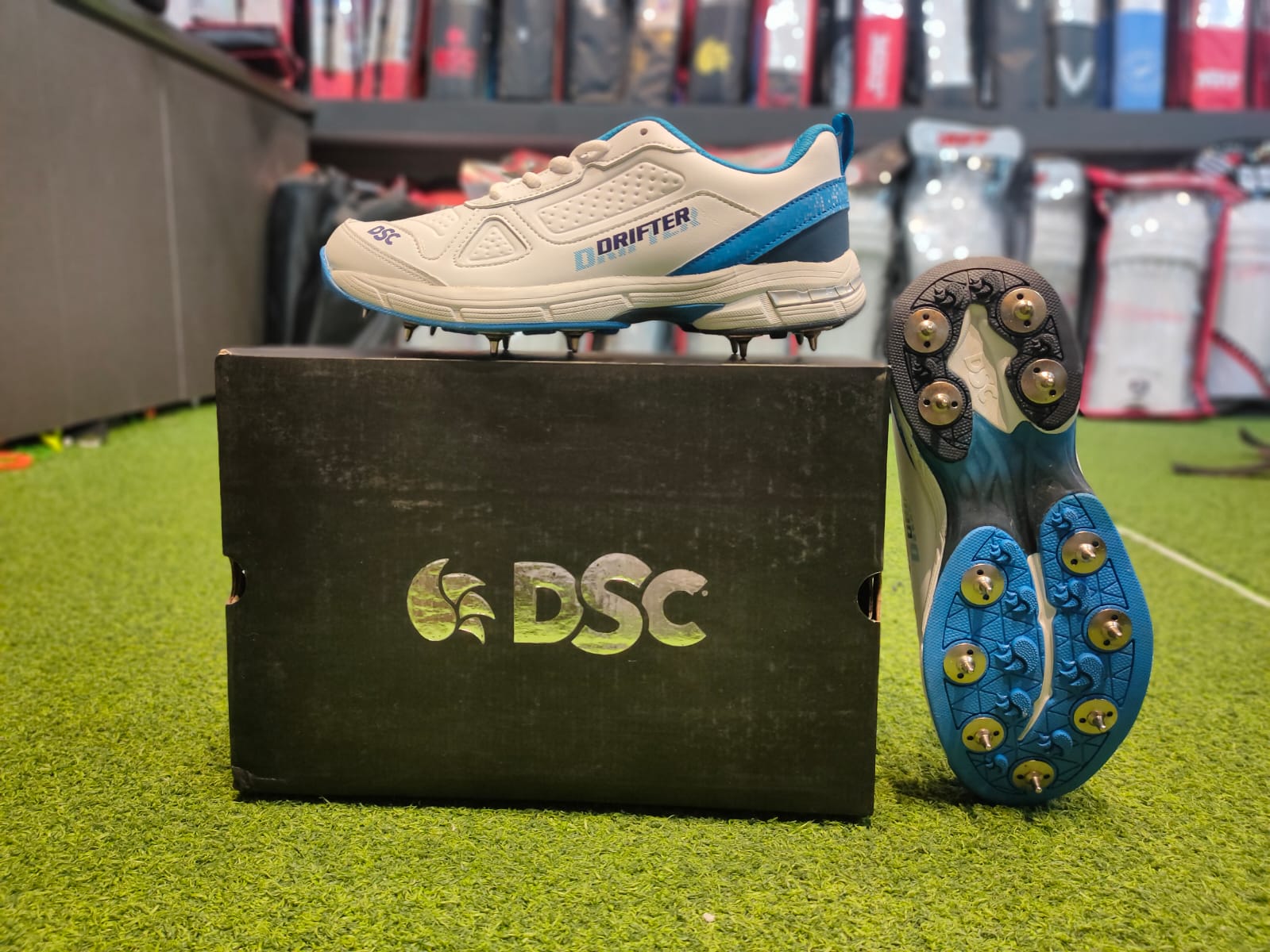 CRICKET SHOE DSC DRIFTER