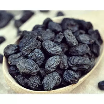 Dry Black Grapes Dry Black Grapes