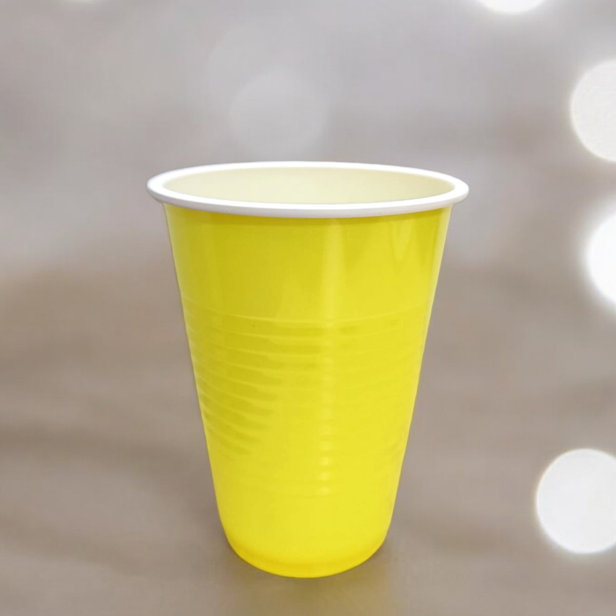 The Magic Balloons - Bright Yellow Glass 360ml Reusable and Recyclable Yellow Drinking Cups Pack of 50pcs - 12oz Leakproof, Great for Cold Drinks, Juices, and More Party & Event Supplies