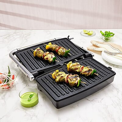 Borosil Jumbo Grill Sandwich Maker, 1500W, Non-Stick Grilling Plate, 180ᶿ Open Flexibility, Make 4 Sandwiches Borosil Jumbo Grill Sandwich Maker, 1500W, Non-Stick Grilling Plate, 180ᶿ Open Flexibility, Make 4 Sandwiches