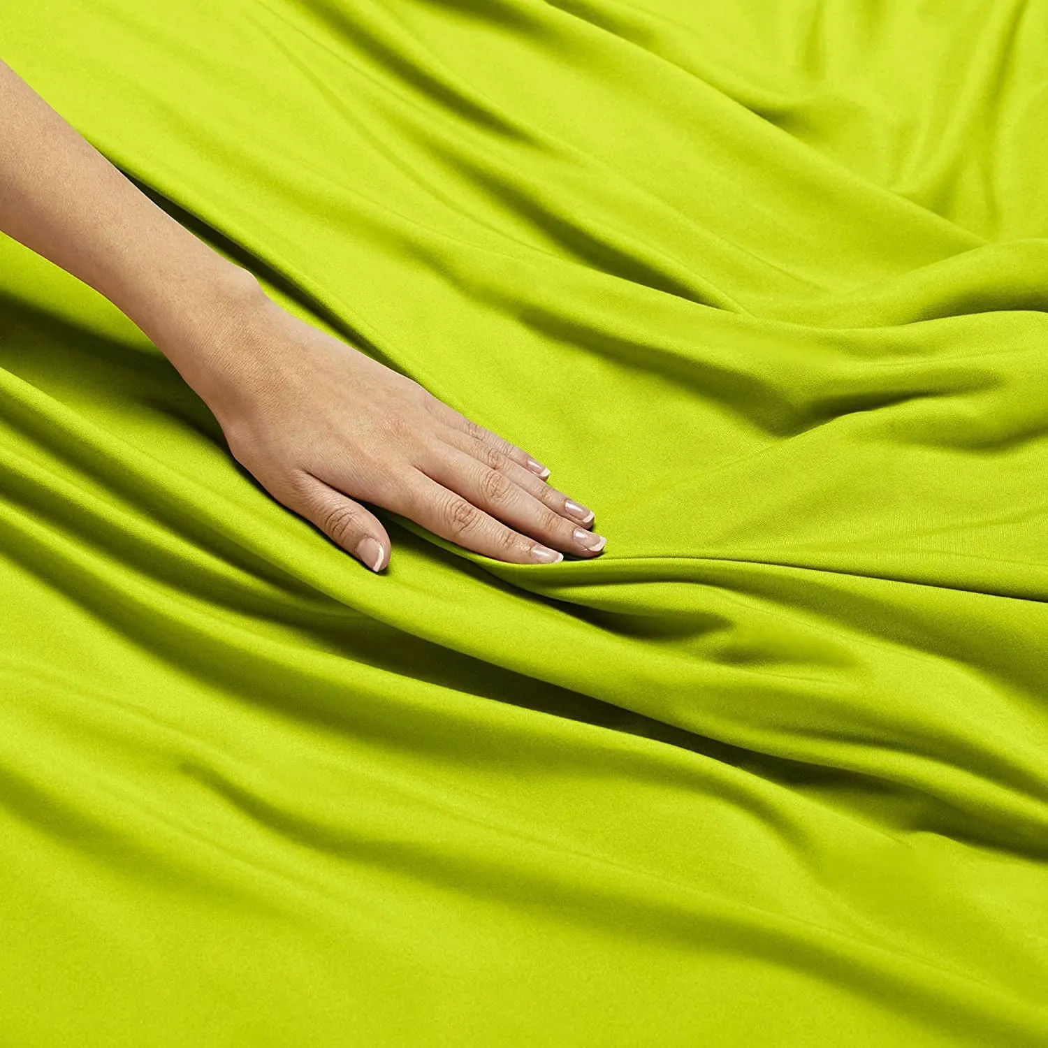 Duvet / Comforter Cover Microfiber 300 TC Plain Ultra soft - Parrot Green