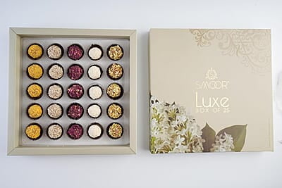 SMOOR Luxe Treat Mithai Gift Pack Premium Mithai Truffles Gift Box Special Occasions Box of 25 (275g)