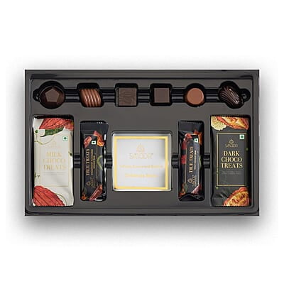 SMOOR Premium Celebration Box Chocolates Gift Pack Special Occasions Box of 10 (145 gm)