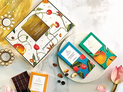 Smoor Dark Bar Assorted Celebrations Pack of 3 Zesty Orange, Cranberry, Dry Fruits 80 gm x 3