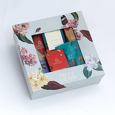 SMOOR Assorted Delights Premium Chocolates Gift Box Special Occasions 3700gm
