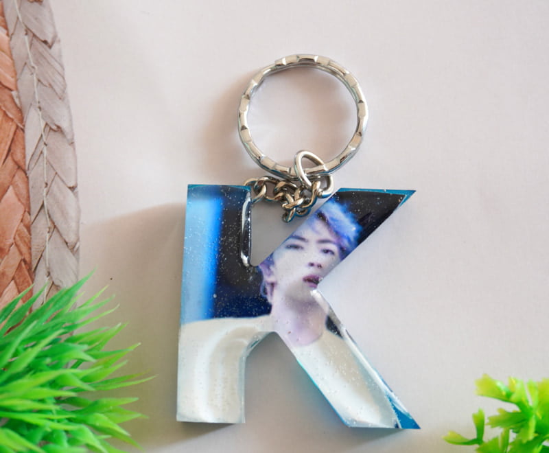 'K'LETTER BTS PHOTO KEYCHAIN (LKP00009) 'K'LETTER BTS PHOTO KEYCHAIN (LKP00009)