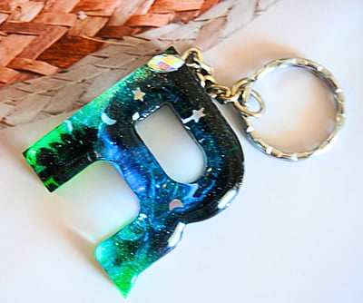 'R' AURORA BOREGALIS KEYCHAIN(LK000570 'R' AURORA BOREGALIS KEYCHAIN(LK000570
