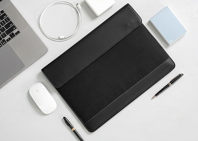 C-Oblique Lapido Laptop Seeve