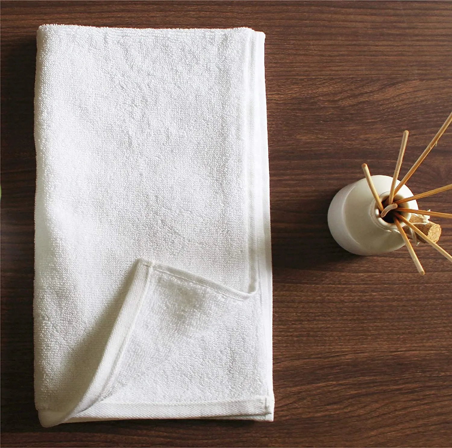 Sofrito Terry Cotton Hand Towel - Classic - White