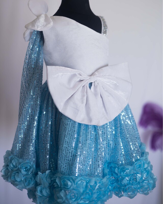 Aqua Shimmer Ruffle Aqua Shimmer Ruffle