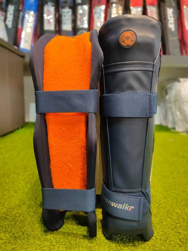 CRICKET KEEPING SHIN GUARD MOONWALKR CRICKET KEEPING SHIN GUARD MOONWALKR