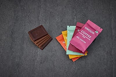 SMOOR Assorted Chocolate Thins Gift Box Premium Chocolate Gift Box Special Occasions Box of 20 (90g)