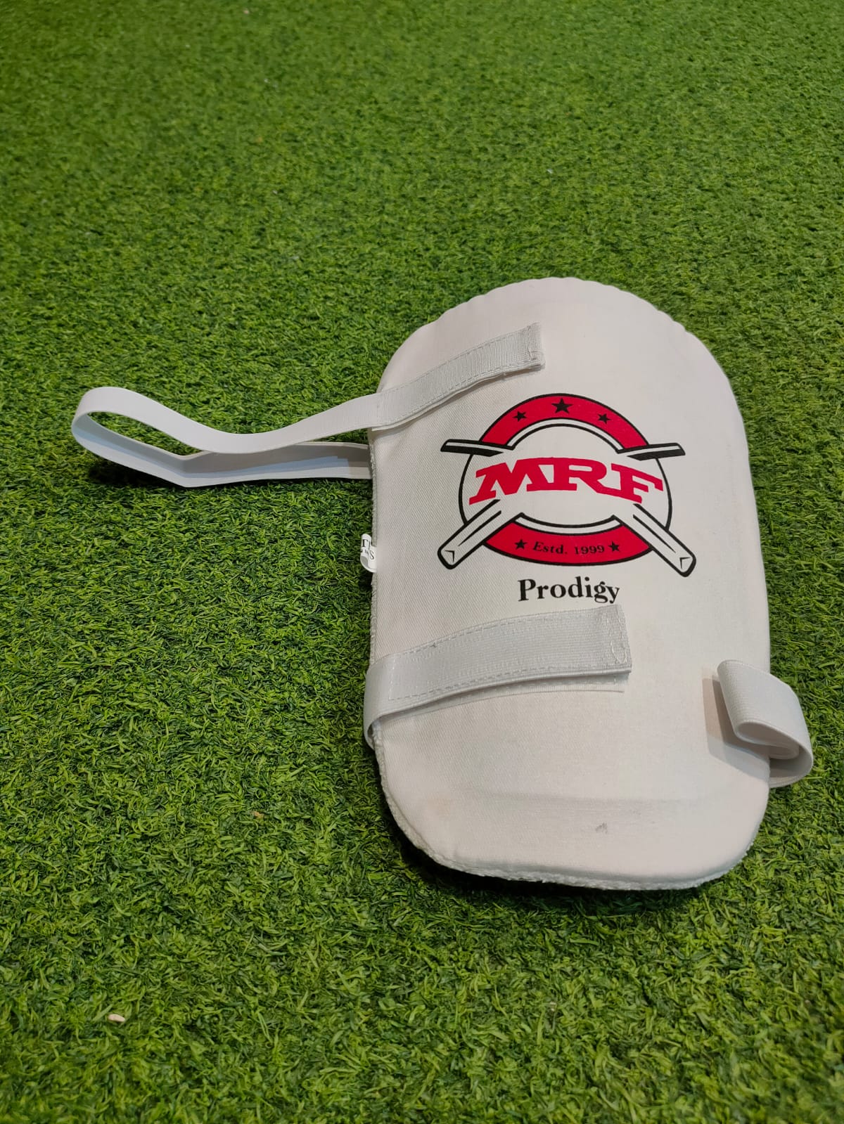 Cricket THIGH PAD -MRF - Prodigy Cricket THIGH PAD -MRF - Prodigy