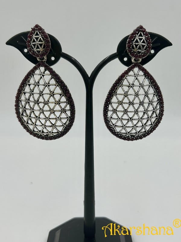 Oxidised Metal Dangles A1TJ00015F