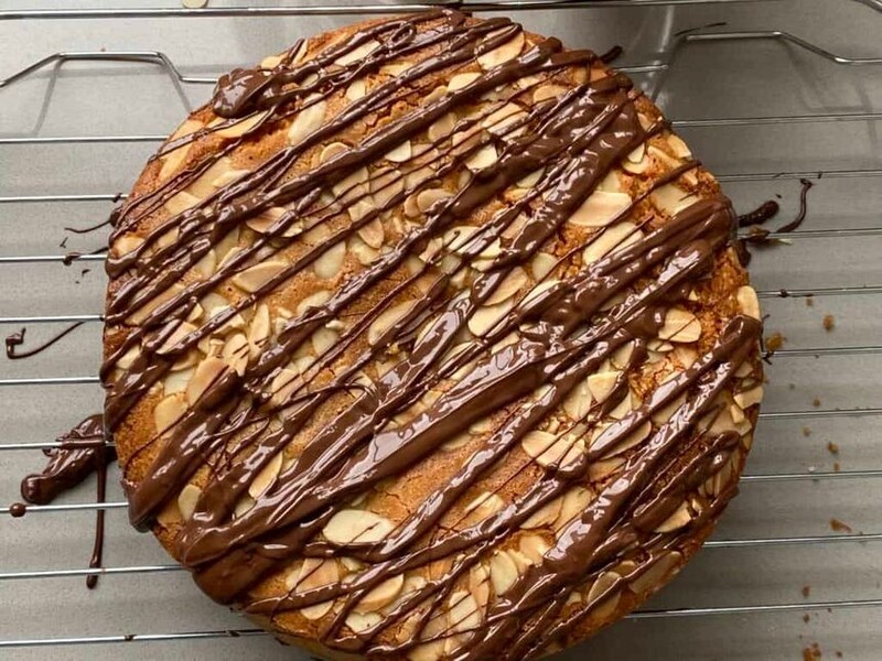 Chocolate Cake with Almond Chocolate Spread Chocolate Cake with Almond Chocolate Spread