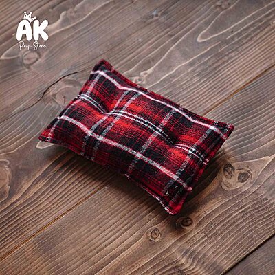 Checkered Pillow - Type 2