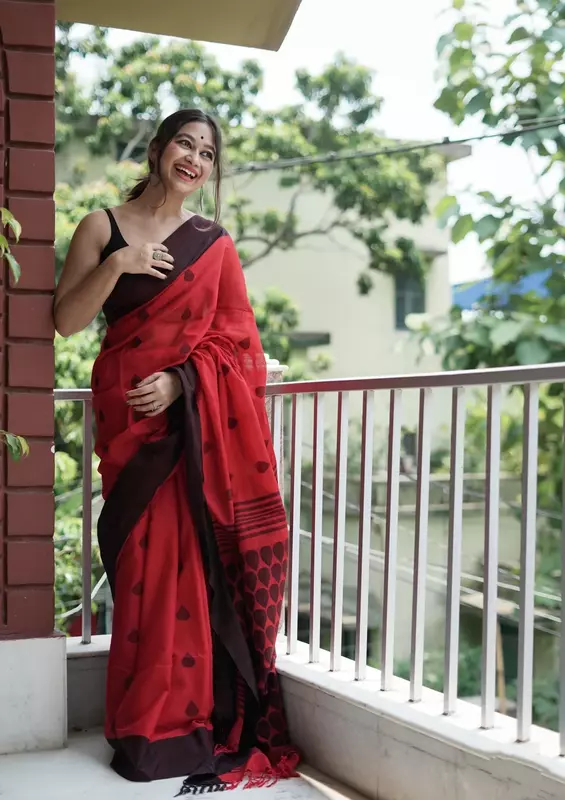 Ragnika ( Khadi cotton sarees )