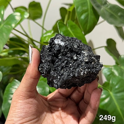Black Tourmaline Geodes (Peru) Black Tourmaline Geodes (Peru)