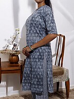 GREY COTTON SALWAR SUIT SET WITH FLORAL PRINT