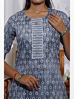 GREY COTTON SALWAR SUIT SET WITH FLORAL PRINT