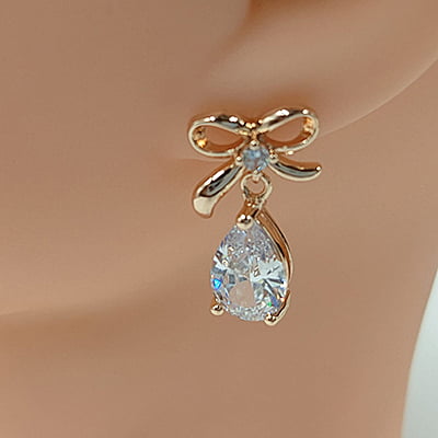 Crystal Stone Teardrop Bow Studded Rose Gold Earrings Crystal Stone Teardrop Bow Studded Rose Gold Earrings