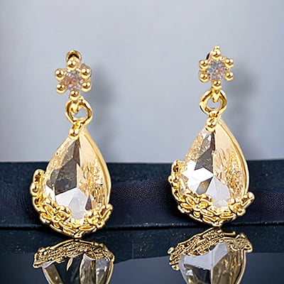 Crystal Stone Teardrop Gold Earrings Crystal Stone Teardrop Gold Earrings
