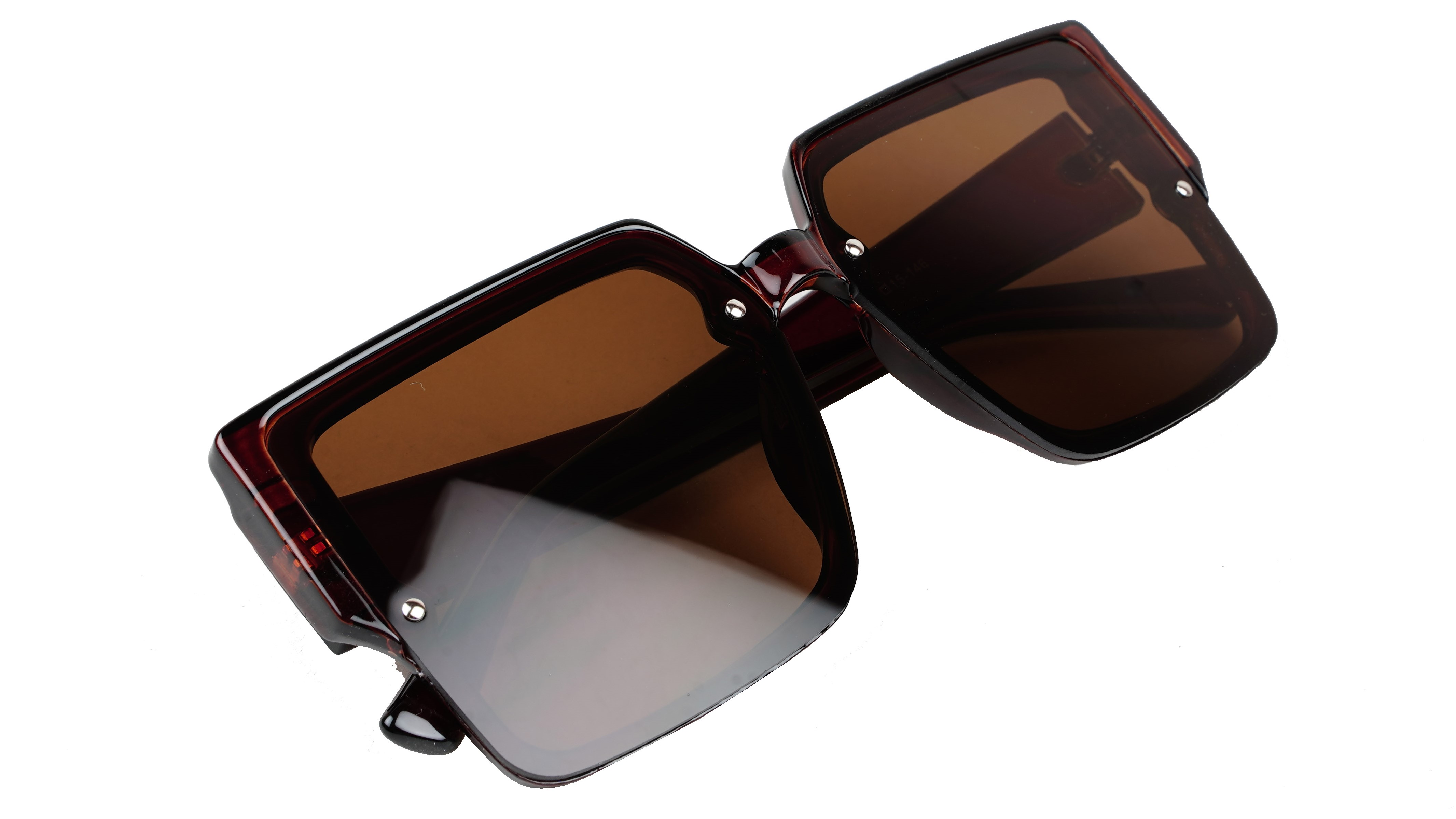 Female Oversized Square Sunglasses. Brown Color Frame