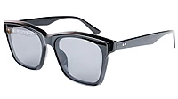 Unisex Medium Square Sunglass. Black Color Frame.