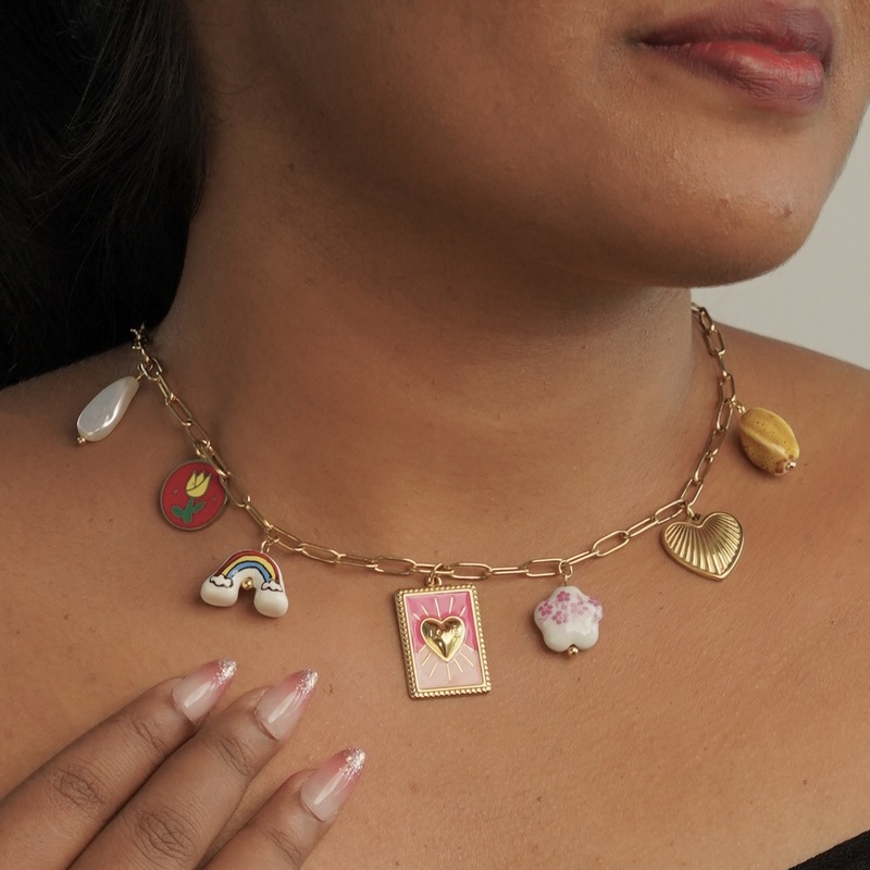 Pink Glow Heart Necklace Pink Glow Heart Necklace