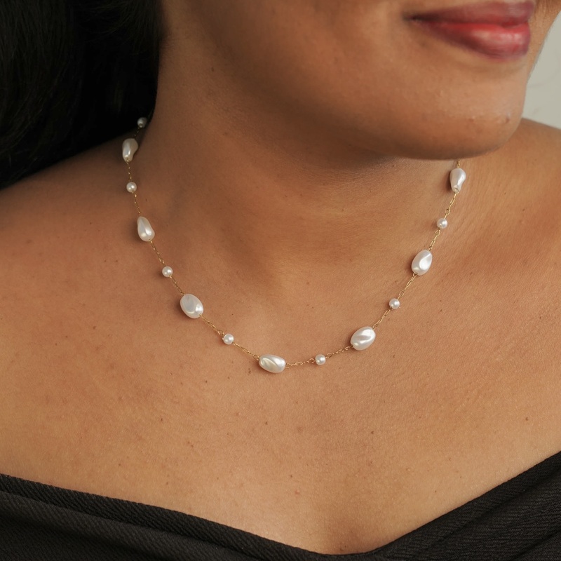 Luminous Pearl Necklace Luminous Pearl Necklace