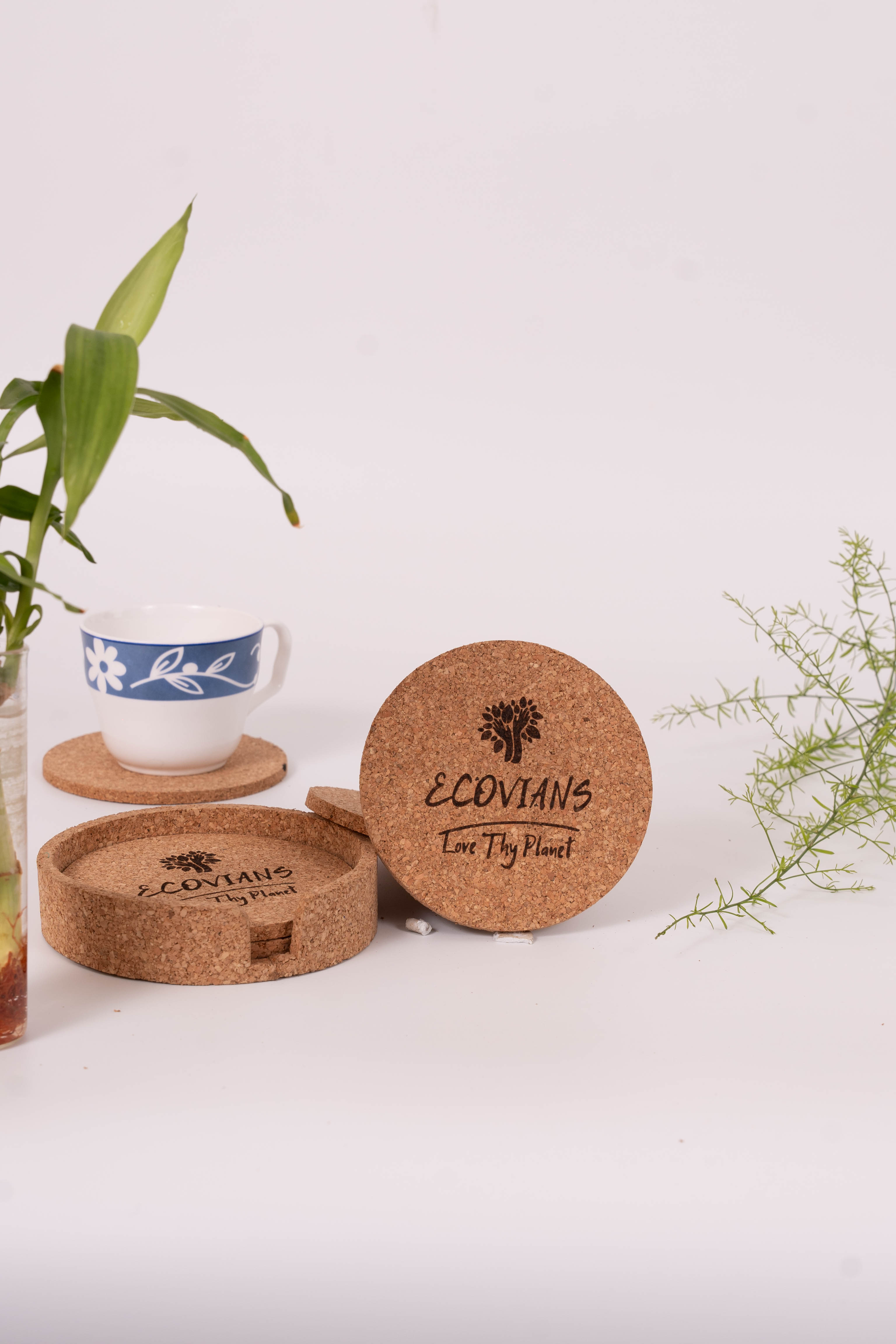 Cork Coaster Set of 4 with Case 100MM X 5MM Cork Coaster Set of 4 with Case 100MM X 5MM